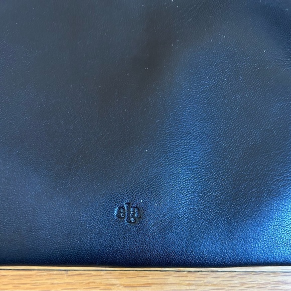 Bags by Ela Editor’s Pouch LEATHER - Picture 2 of 7